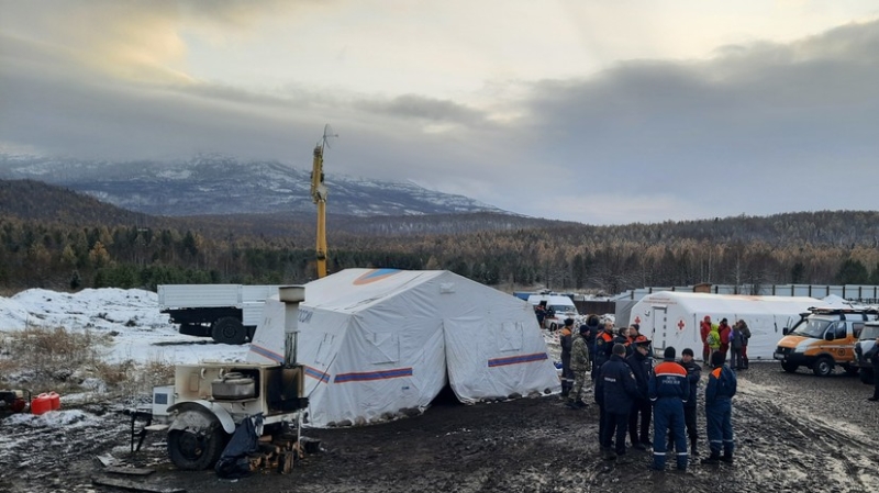 «Случайно упасть туда невозможно»: спелеологи объяснили специфику пещер в месте исчезновения Усольцевых