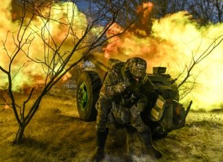 Ударными БПЛА и артиллерией: ВС РФ нанесли удары по объектам, связанным с ВПК Украины