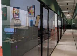 В Москве почти на треть вырос объем сделок с офисами крупного формата