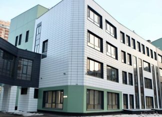 В Новосибирске построили новый корпус экономического лицея