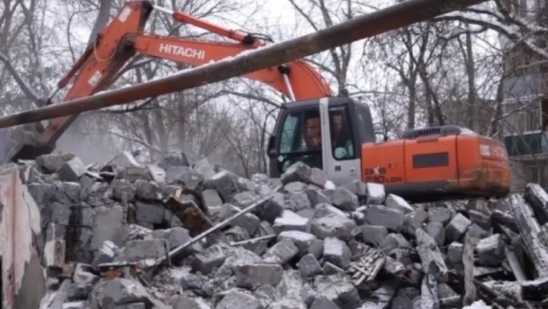 В Самаре начали снос аварийного дома на улице Вятской