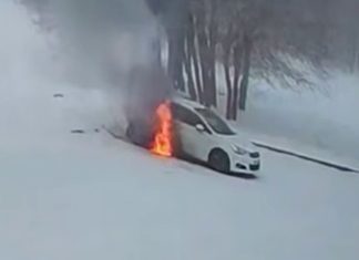 «Вырвал кресло вместе с ребёнком»: футбольный тренер из Иркутска спас семилетнего мальчика из горящей машины