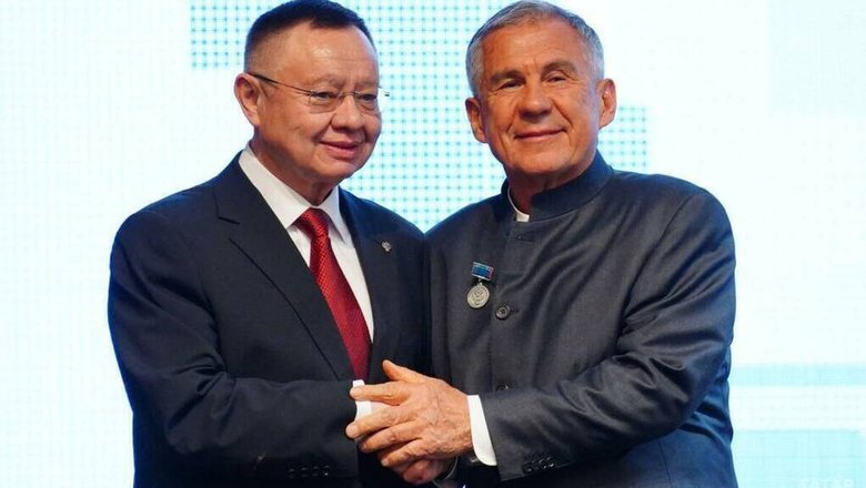 Звания Почетного строителя России удостоен Рустам Минниханов