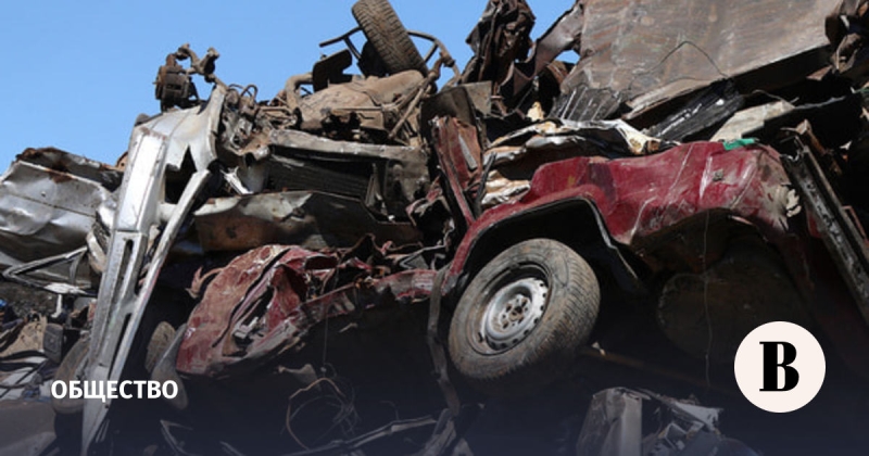 КС разберется в сроках применения повышенных коэффициентов утильсбора