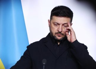 «Хочет продолжения бойни»: Зеленский вновь отверг возможность территориальных уступок со стороны Украины