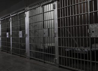 МИД: ВСУ в тайных тюрьмах записывают на камеру пытки над военнопленными