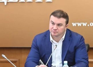 Новый шинный завод за 50 миллиардов Мантуров обсудил с омским губернатором