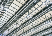 Освещение для ангара: искусственный свет как основа эффективной работы