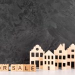 Рынок недвижимости замер: что стоит за паузой и когда ждать движения