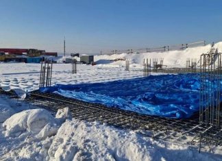 В Хомутово на стройплощадке детской поликлиники начались работы по устройству фундамента