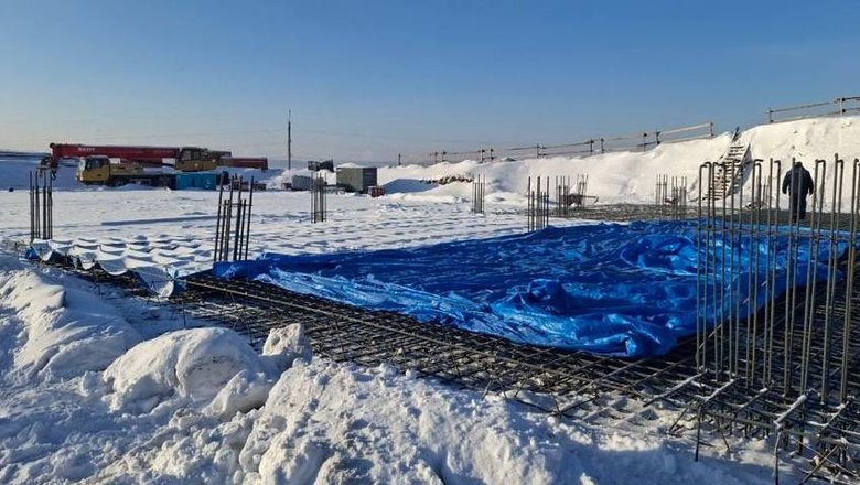 В Хомутово на стройплощадке детской поликлиники начались работы по устройству фундамента