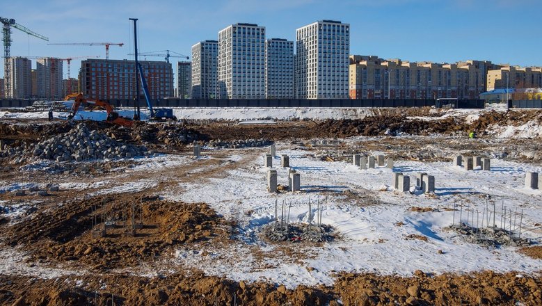 В Кировском округе Омска строят самую большую в регионе школу на 1550 учеников