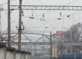 В Симферополе устанавливают пролетные арки «горбатого» моста