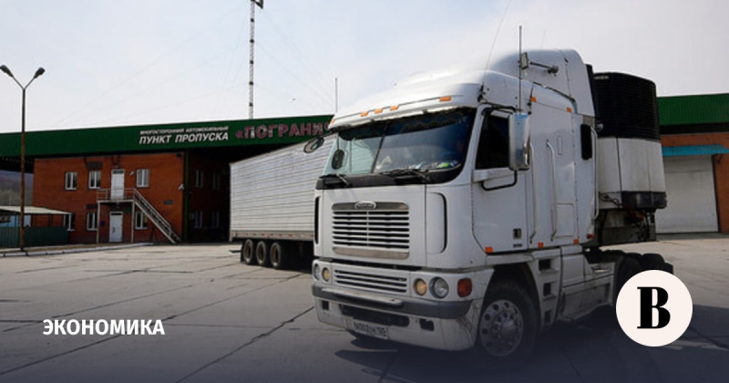 Кабмин одобрил поправки о введении системы борьбы с серым импортом