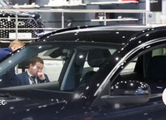 Продажи новых легковых автомобилей перешли к стагнации
