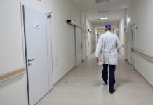 Цвет зависит от должности: Минздрав представил новые рекомендации для формы медработников