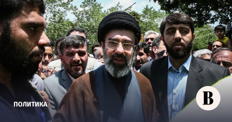 Iran International: новым верховным лидером Ирана станет сын Хаменеи
