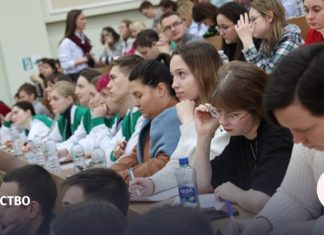 У половины студентов российских вузов есть наставник среди преподавателей