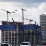 Файзуллин: Минстрой не устраивают объёмы продаж новостроек в начале 2026 года