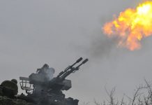 Один погибший, четверо пострадавших и пожар на НПЗ: за ночь над Россией уничтожено 87 украинских БПЛА