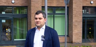 Овчинский: специалисты ЕКЦ обработали около 27 тысяч запросов по реновации в 2025 году