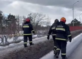 Подразделения МЧС демонтировали аварийную часть путепровода в Бобруйске