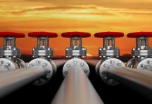 «Положение станет катастрофическим»: чем может обернуться для Киева прекращение импорта газа из Венгрии