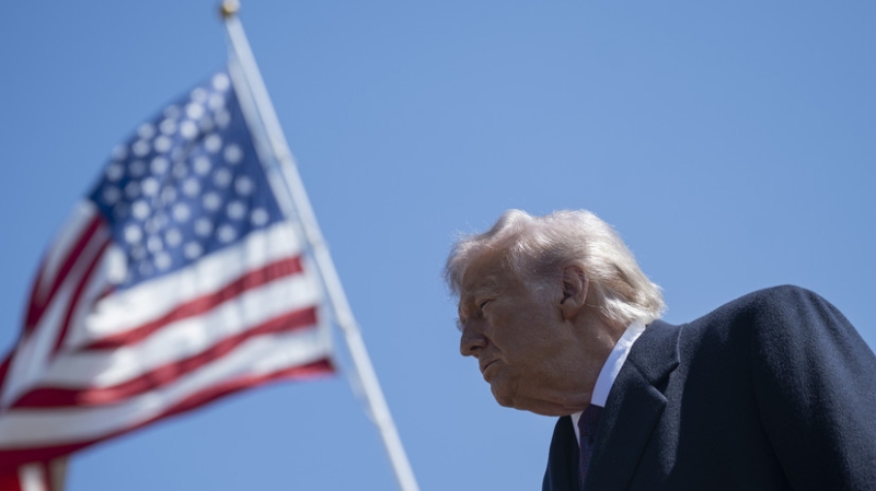 «Призываю сложить оружие»: Трамп заявил о готовности к переговорам с Ираном