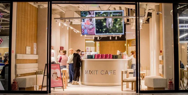 Российский бренд косметики открыл бьюти-кафе в офисном парке