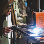 Сварочные аппараты и расходные материалы для полуавтоматов: проволока, электроды, дробь