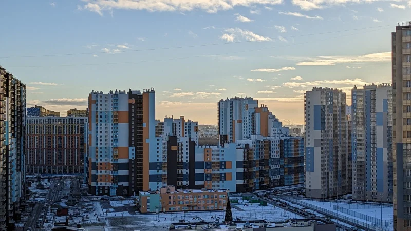 Средний размер одного жилого корпуса в России достиг 250 квартир