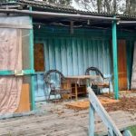 В бухте Спокойная в Приморье обнаружены 67 незаконных построек — власти ищут их владельцев