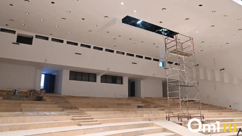 В Омске новый подрядчик наращивает темпы ремонта ТЮЗа