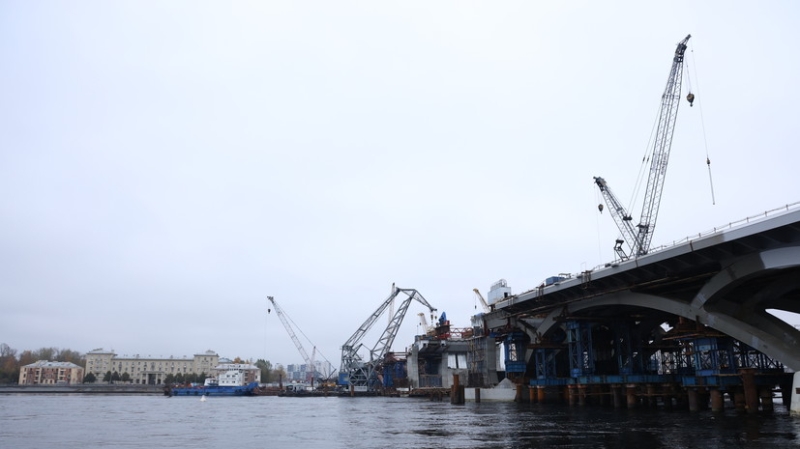 Большой Смоленский мост в Петербурге прошёл первые испытания разводки