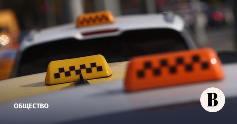 Дистанционные медосмотры таксистов предложили проводить на заправках и парковках