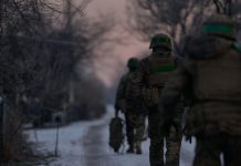 «Должен был ещё вчера принять такое решение»: в Кремле прокомментировали необходимость вывода ВСУ из Донбасса