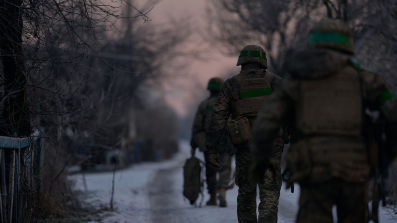 «Должен был ещё вчера принять такое решение»: в Кремле прокомментировали необходимость вывода ВСУ из Донбасса