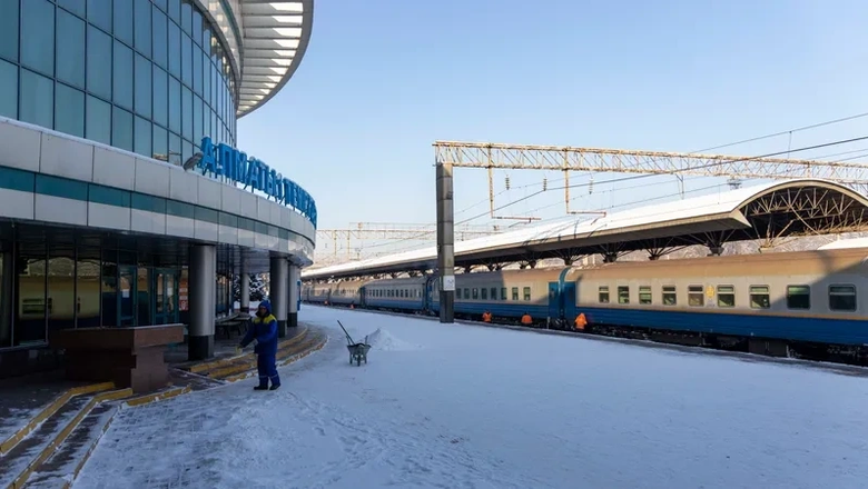 Казахстан будет строить железнодорожные терминалы в Китае и Европе