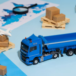 Грузоперевозки по России: как тонны товаров преодолевают тысячи километров от завода до полки магазина