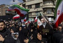 Тяжёлое состояние Хаменеи, мирный план Ирана и удары по нефтехимическому комплексу: что происходит на Ближнем Востоке