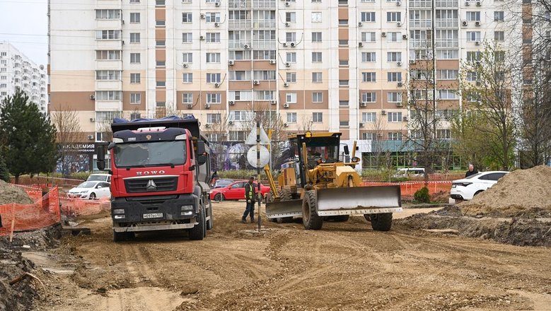 В Краснодаре продолжают реконструкцию улицы Есенина