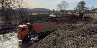 Защиту от наводнений строят в Красноармейском округе Приморья