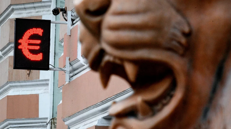 Экономист прокомментировал ситуацию на валютном рынке