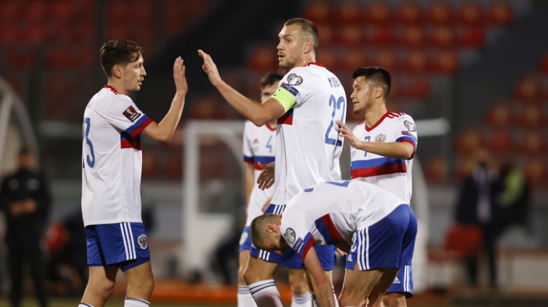 Гол и передача Дзюбы помогли сборной России обыграть Мальту в отборе на ЧМ-2022
