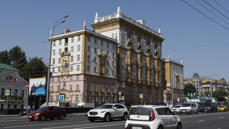 МИД сообщил об изменении порядка поездок сотрудников посольства США по России